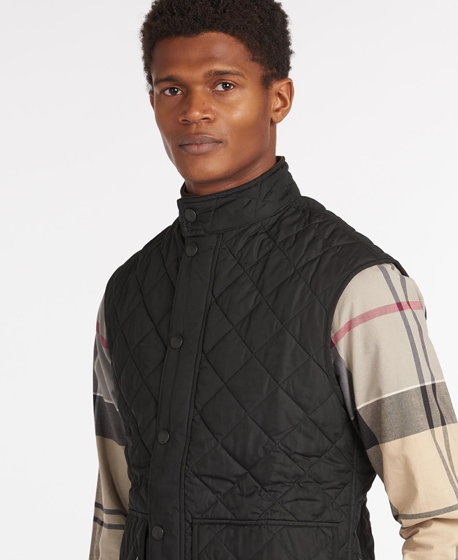 Black Men's Barbour Lowerdale Vest | CZTS-60147