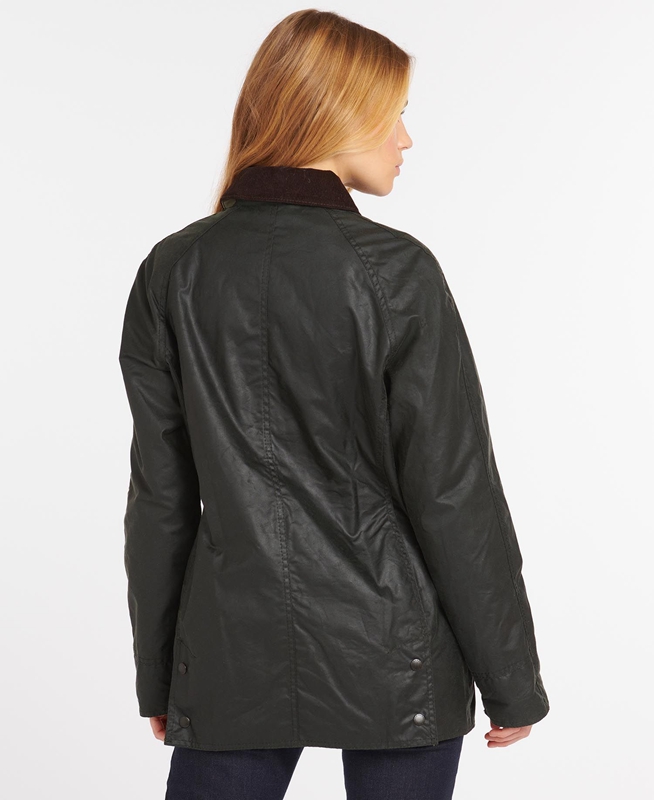 Black Women's Barbour Beadnell® Waxed Jackets | YNDP-70142