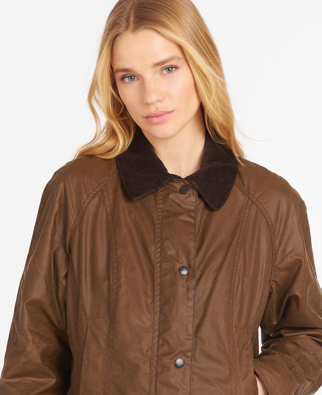 Brown Women's Barbour Beadnell® Waxed Jackets | IEFP-85206