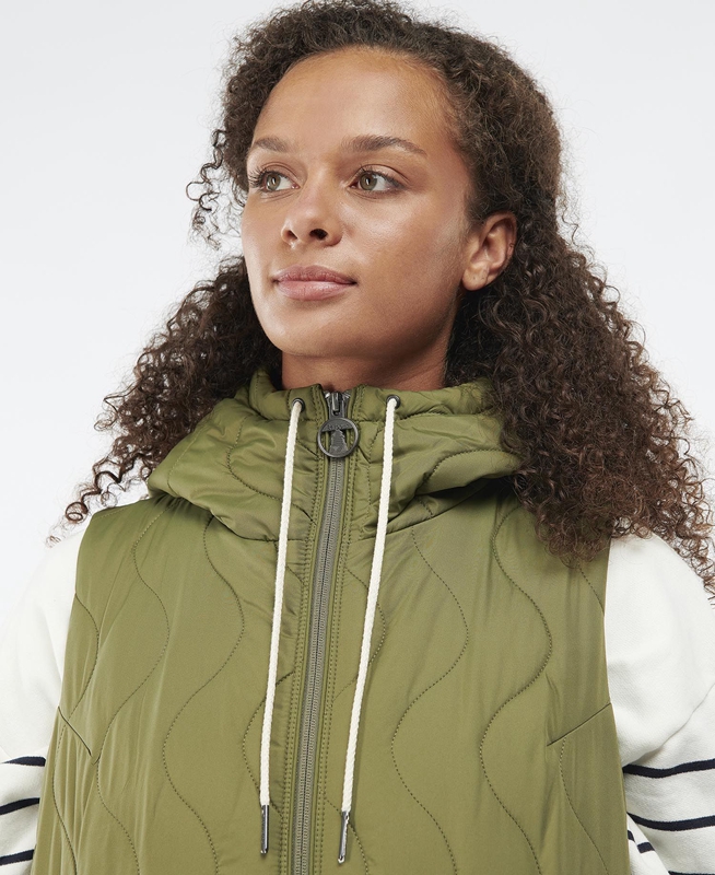 Green Women's Barbour Guilden Vest | CJVO-03682